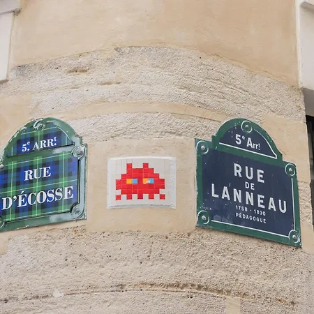 Notre Dame Daire